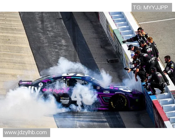 深圳排球队以98分领跑精英赛积分榜展现强劲实力和团队合作精神