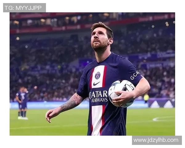 球服如何通过设计与风格展现足球明星的个性与魅力