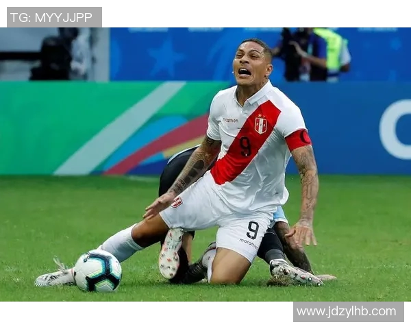 秘鲁足球明星的辉煌历程与对国家队的贡献分析