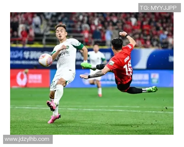 成都篮球队以79分领跑精英赛积分榜展现强大实力